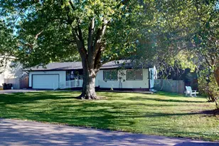 42W701 Star Ln, Sugar Grove, IL 60554 - Photo 22