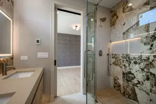 1951 W Dickens Ave, Chicago, IL 60614 - Photo 8