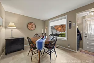 415 N Harvard Ave, Villa Park, IL 60181 - Photo 8