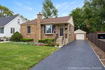 415 N Harvard Avenue, Villa Park, IL 60181 - Photo 2