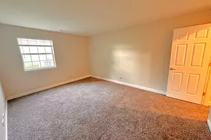 8 Gant Circle, Streamwood, IL 60107 - Photo 6