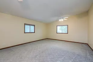 136 N Oak St, Manteno, IL 60950 - Photo 18