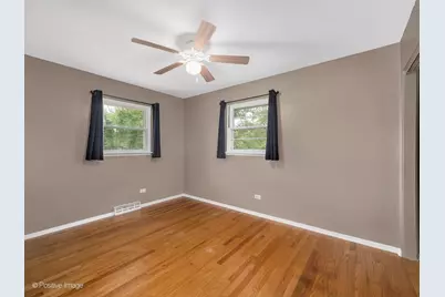 5798 Pershing Avenue, Downers Grove, IL 60516 - Photo 12