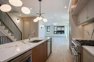 1951 W Dickens Ave, Chicago, IL 60614 - Photo 10