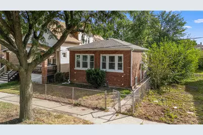 10721 S Prairie Avenue, Chicago, IL 60628 - Photo 30