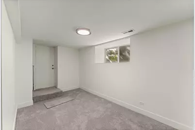 10721 S Prairie Avenue, Chicago, IL 60628 - Photo 26