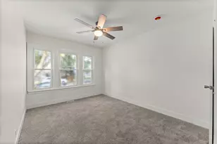 10721 S Prairie Ave, Chicago, IL 60628 - Photo 14