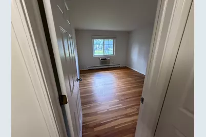 375 W Winchester Road #306, Libertyville, IL 60048 - Photo 6