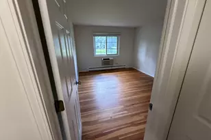 375 W Winchester Rd, Libertyville, IL 60048 - Photo 6