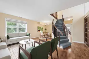 830 Forest Ave, Evanston, IL 60202 - Photo 2