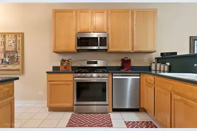 11512 Lake Shore Drive, Orland Park, IL 60467 - Photo 4