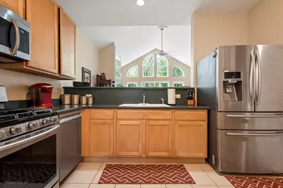 11512 Lake Shore Drive, Orland Park, IL 60467 - Photo 2