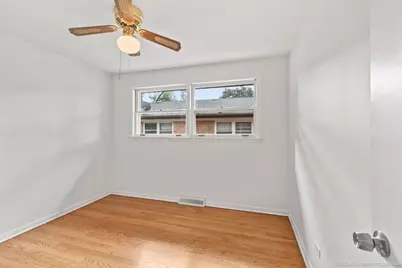 10436 S Kildare Avenue, Oak Lawn, IL 60453 - Photo 18