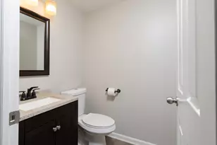 1369 New Haven Dr, Cary, IL 60013 - Photo 12