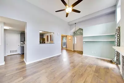 317 E Tall Oaks Lane, Itasca, IL 60143 - Photo 4