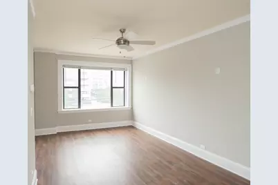 817 W Lakeside Place #510, Chicago, IL 60640 - Photo 12