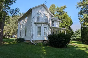 106 N Broadway St, Baileyville, IL 61007 - Photo 4