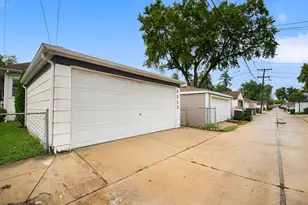 4213 Elm Ave, Brookfield, IL 60513 - Photo 16