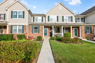 43 N Palazzo Dr, Addison, IL 60101 - Photo 1