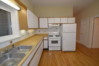 1454 W School Street #1F, Chicago, IL 60657 - Photo 4