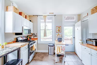 838 N Wolcott Avenue, Chicago, IL 60622 - Photo 2