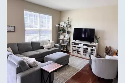 1641 Deer Pointe Drive, South Elgin, IL 60177 - Photo 8