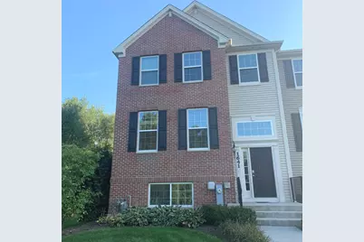1641 Deer Pointe Drive, South Elgin, IL 60177 - Photo 1