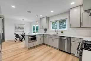 5615 S Elm St, Hinsdale, IL 60521 - Photo 10