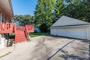 2109 W Pacific Ave, Waukegan, IL 60085 - Photo 26