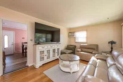 2109 W Pacific Avenue, Waukegan, IL 60085 - Photo 4