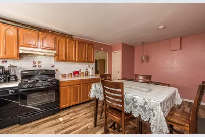2109 W Pacific Avenue, Waukegan, IL 60085 - Photo 10