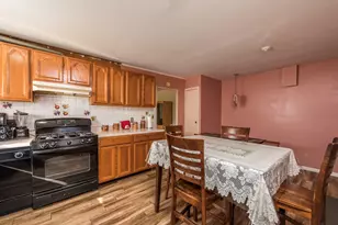 2109 W Pacific Ave, Waukegan, IL 60085 - Photo 10