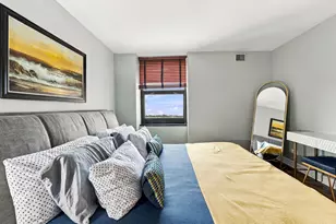 3660 N Lake Shore Dr, Chicago, IL 60613 - Photo 14