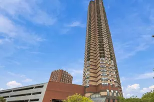 3660 N Lake Shore Dr, Chicago, IL 60613 - Photo 1