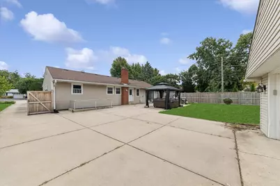 418 S Fairfield Avenue, Lombard, IL 60148 - Photo 18