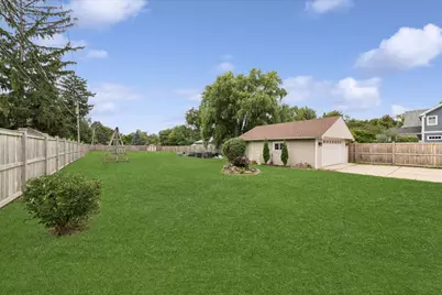 418 S Fairfield Avenue, Lombard, IL 60148 - Photo 16