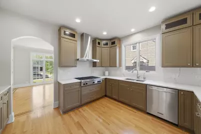 301 Spruce Street, Glenview, IL 60025 - Photo 8