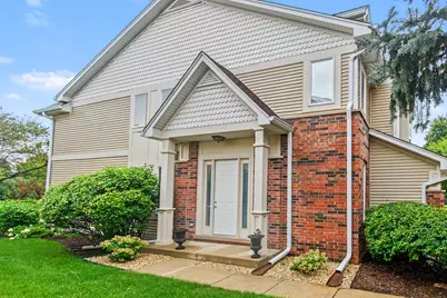 360 Parkview Terrace, Buffalo Grove, IL 60089 - Photo 4