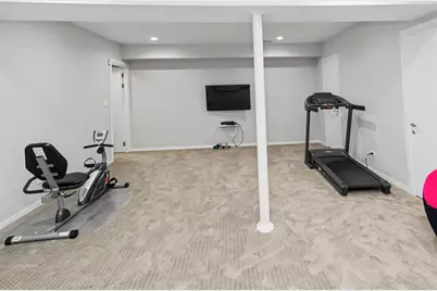 360 Parkview Terrace, Buffalo Grove, IL 60089 - Photo 38