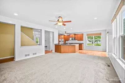 2038 Padua Drive, Elgin, IL 60123 - Photo 14