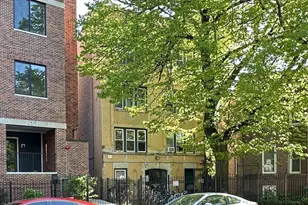 2432 N Linden Pl, Chicago, IL 60647 - Photo 1