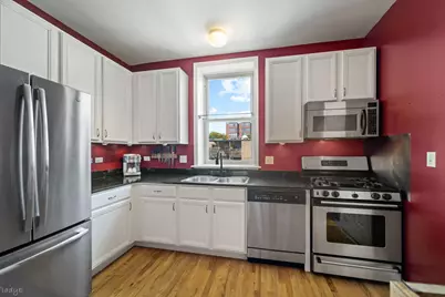 964 W Cuyler Avenue #3S, Chicago, IL 60613 - Photo 6
