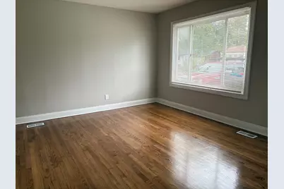 21734 Clyde Avenue, Sauk Village, IL 60411 - Photo 20