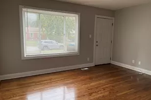 21734 Clyde Ave, Sauk Village, IL 60411 - Photo 10