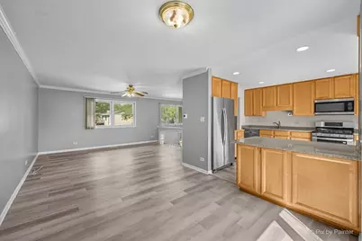 1485 Westbury Drive, Hoffman Estates, IL 60192 - Photo 6