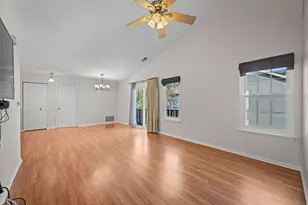 1327 Coldspring Rd, Carol Stream, IL 60188 - Photo 8