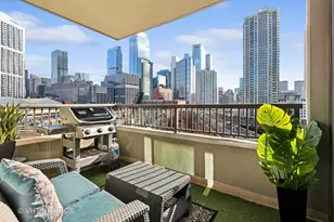 501 N Clinton St, Chicago, IL 60654 - Photo 10