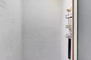 915 W Lawrence Ave, Chicago, IL 60640 - Photo 28