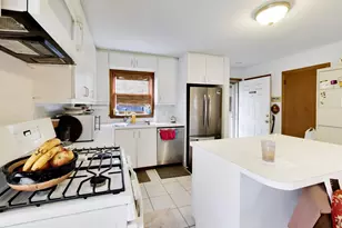 915 W Lawrence Ave, Chicago, IL 60640 - Photo 18