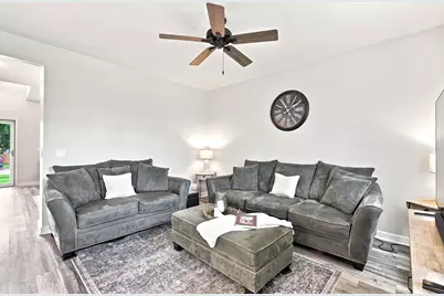 503 Sutton Street, Yorkville, IL 60560 - Photo 8